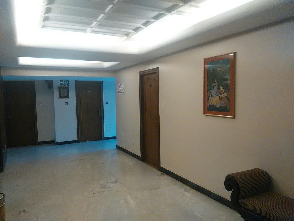 The Woods Manor Mg Road Hotel Kochi Luaran gambar